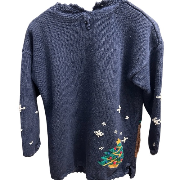 Extremely Detailed 3D Hand Knit Santa Claus Christmas Sweater - Picture 2 of 7